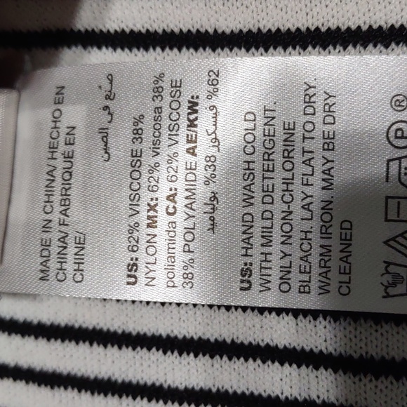 Chico's Geometric Textured Poncho - Picture 5 of 5